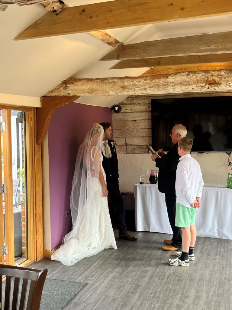 caricature drawing a picture for a wedding couple